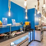 Novotel Hotel