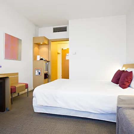 Novotel 4*