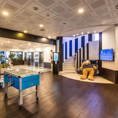 Novotel
