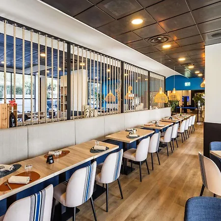 Novotel Hotel 4*