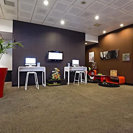 酒店 诺富特热那亚欧维斯特酒店 4*